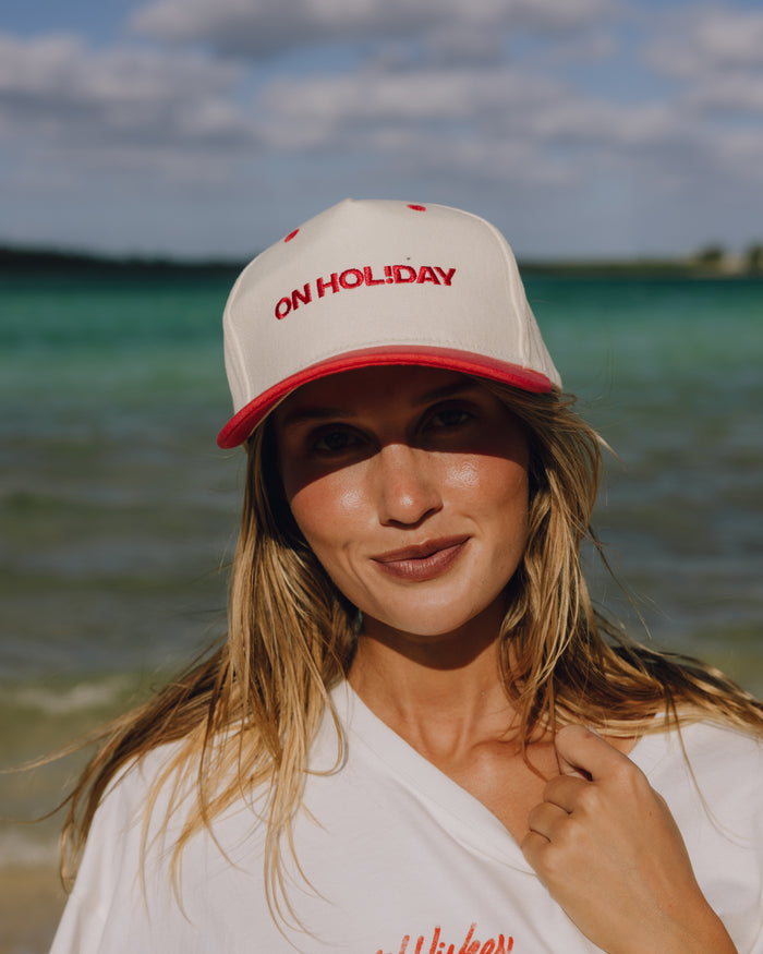 On Hol!day Hat - Red + Cream