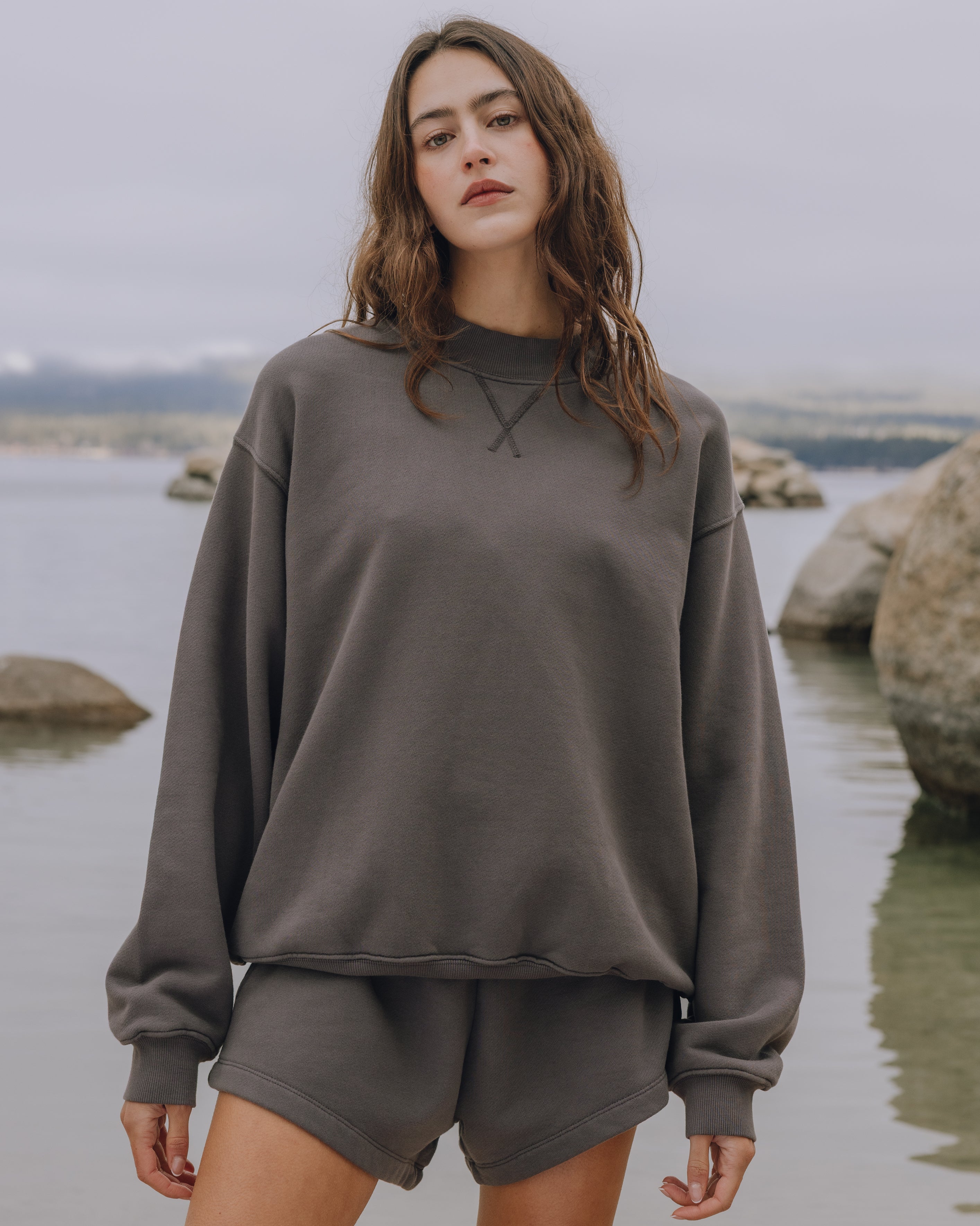 Oversized Heavyweight Vintage Crew - Vintage Black