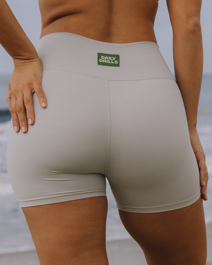 Go! Shortie Shorts - Light Grey