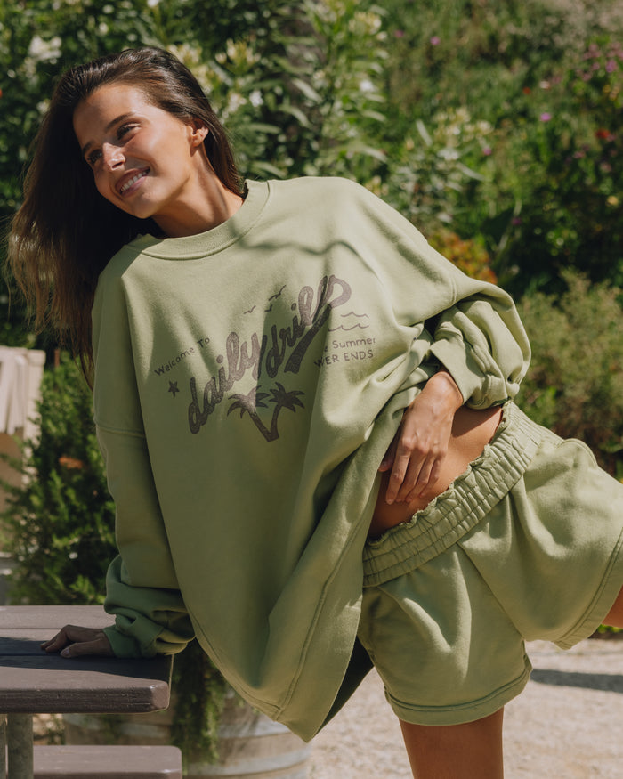 Oversized Vacation Crew - Matcha