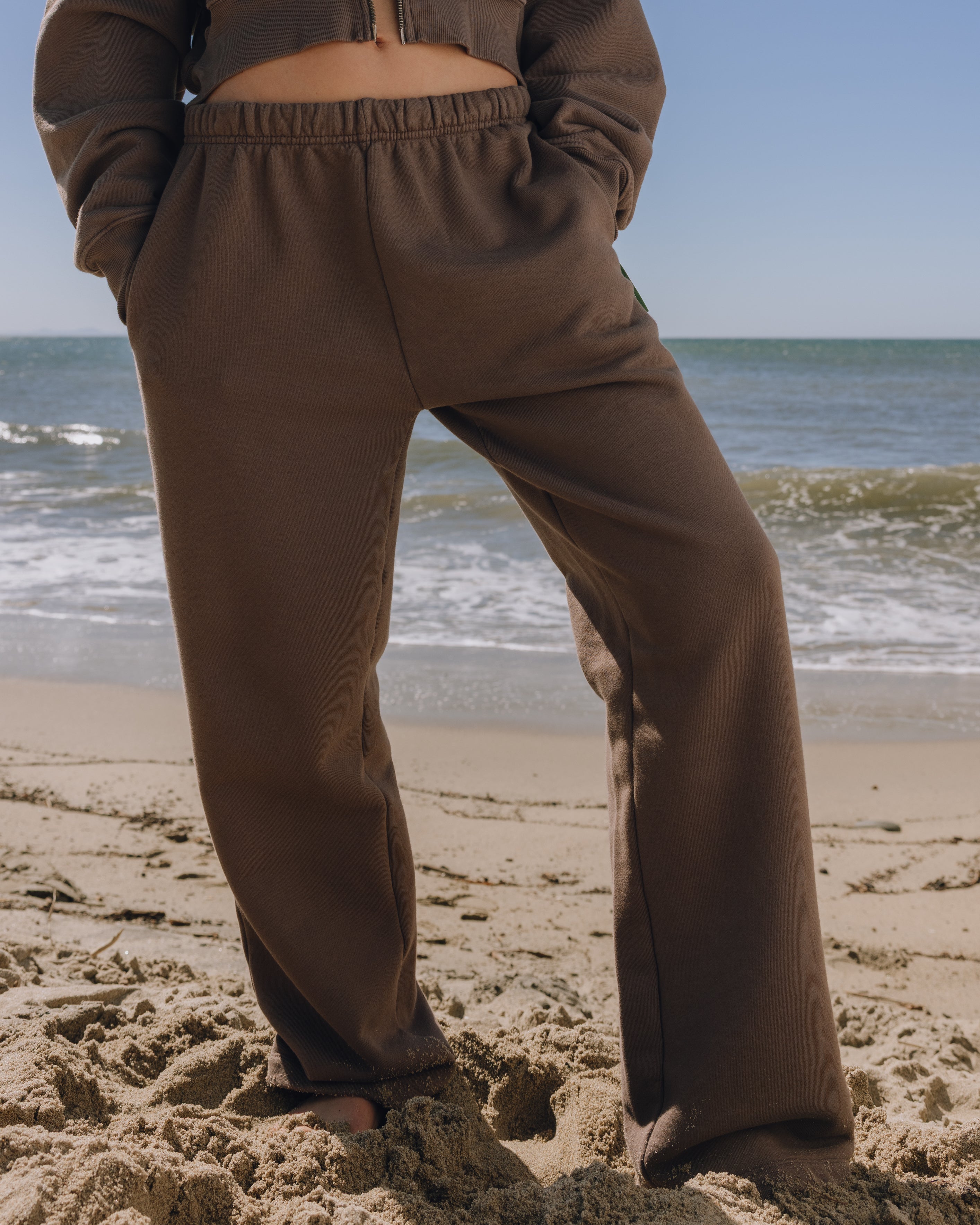 Heavyweight Straight Leg Sweatpants - Mocha