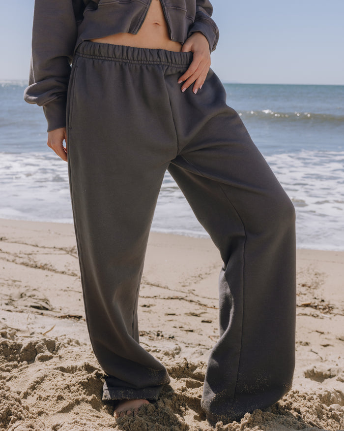 Heavyweight Straight Leg Sweatpants - Vintage Black
