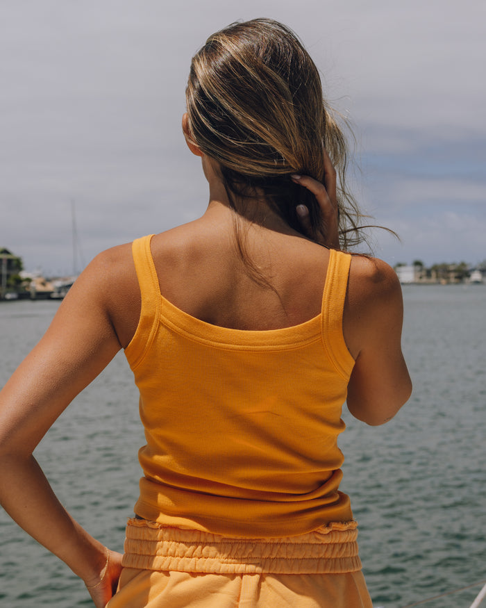 Logo Everyday Tank - Tajín