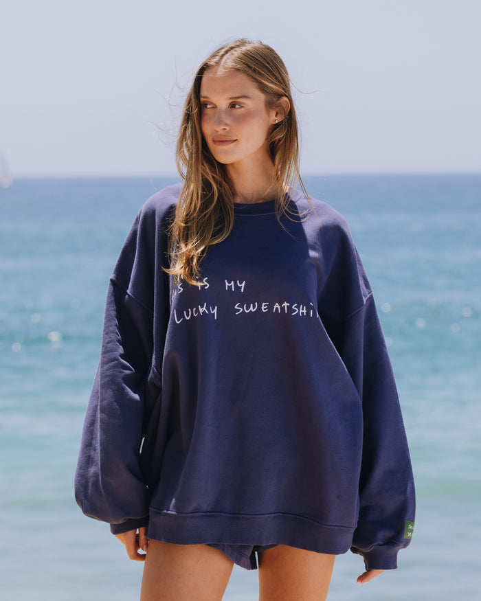 Oversized Lucky Crew - Navy with Lélu Patch