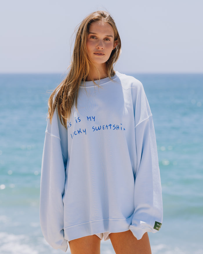 Oversized Lucky Crew - Powder with Lélu Patch