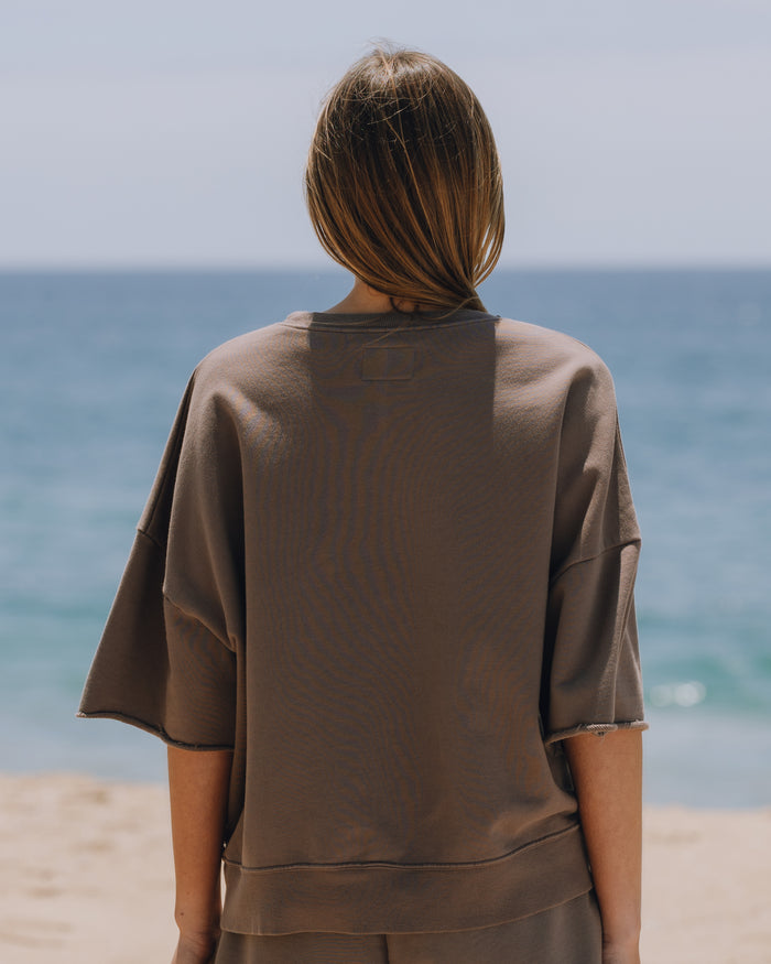 Cropped Sleeve Patch Crew - Mocha