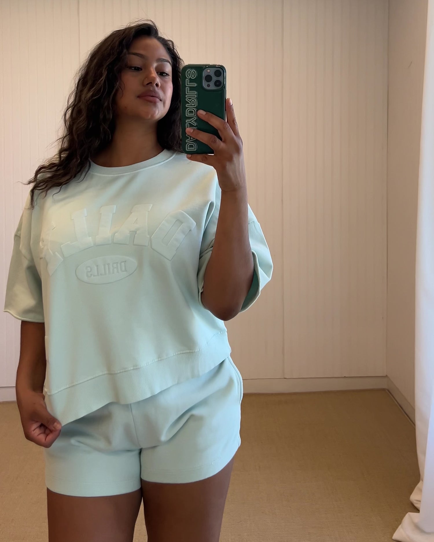 Cropped Sleeve Daily Crew - Lake Day – shopdailydrills